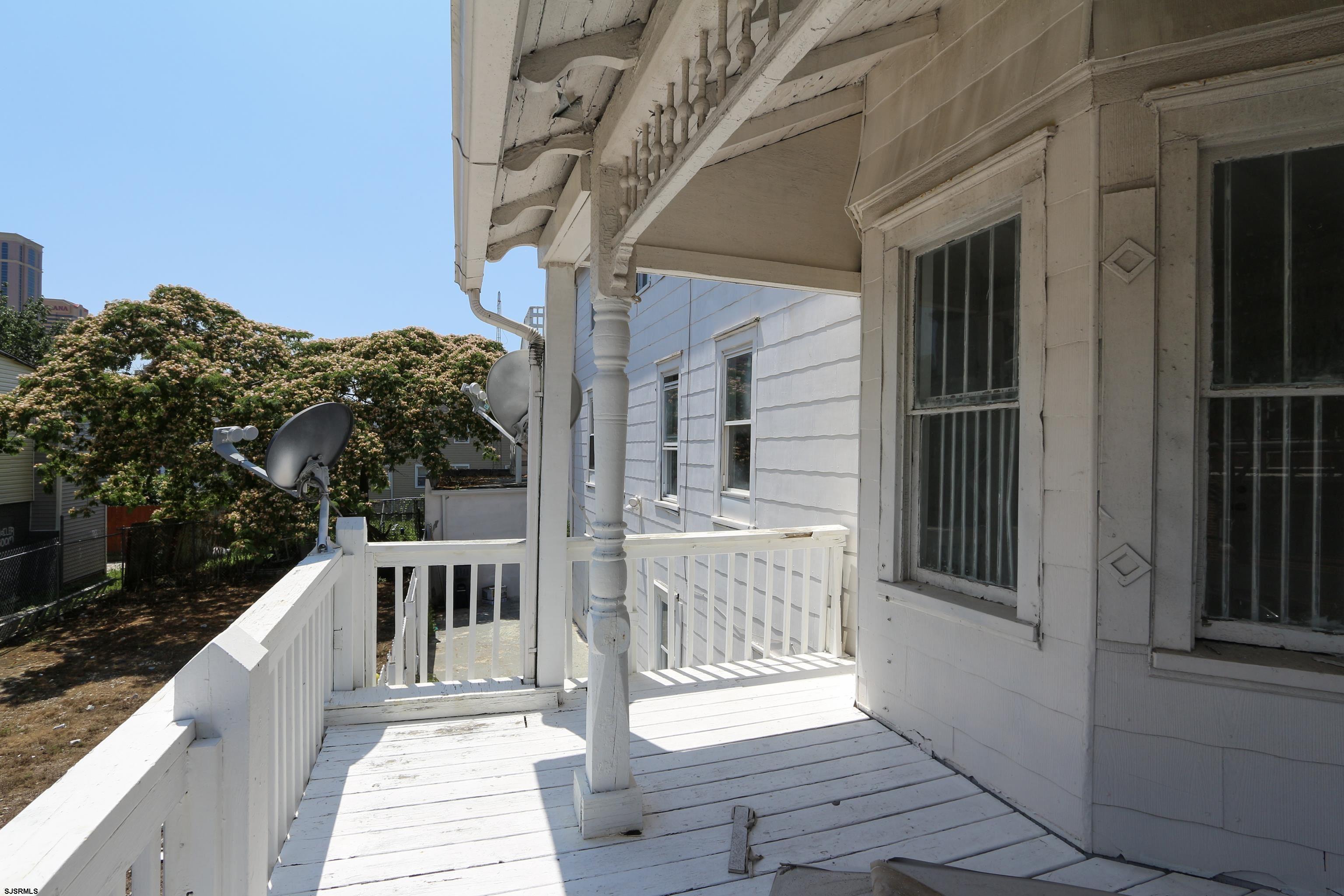 36 N Florida Ave