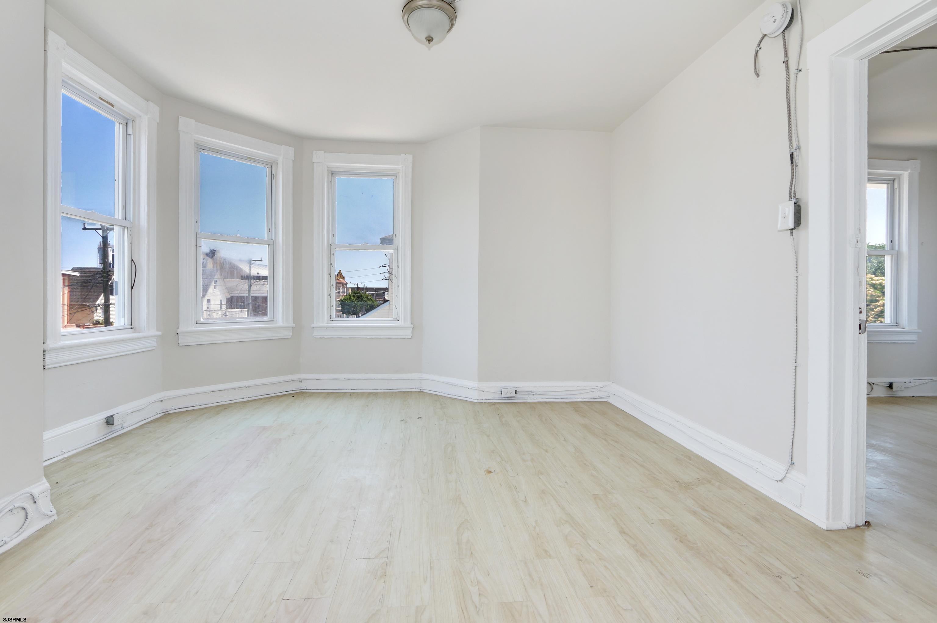 36 N Florida Ave