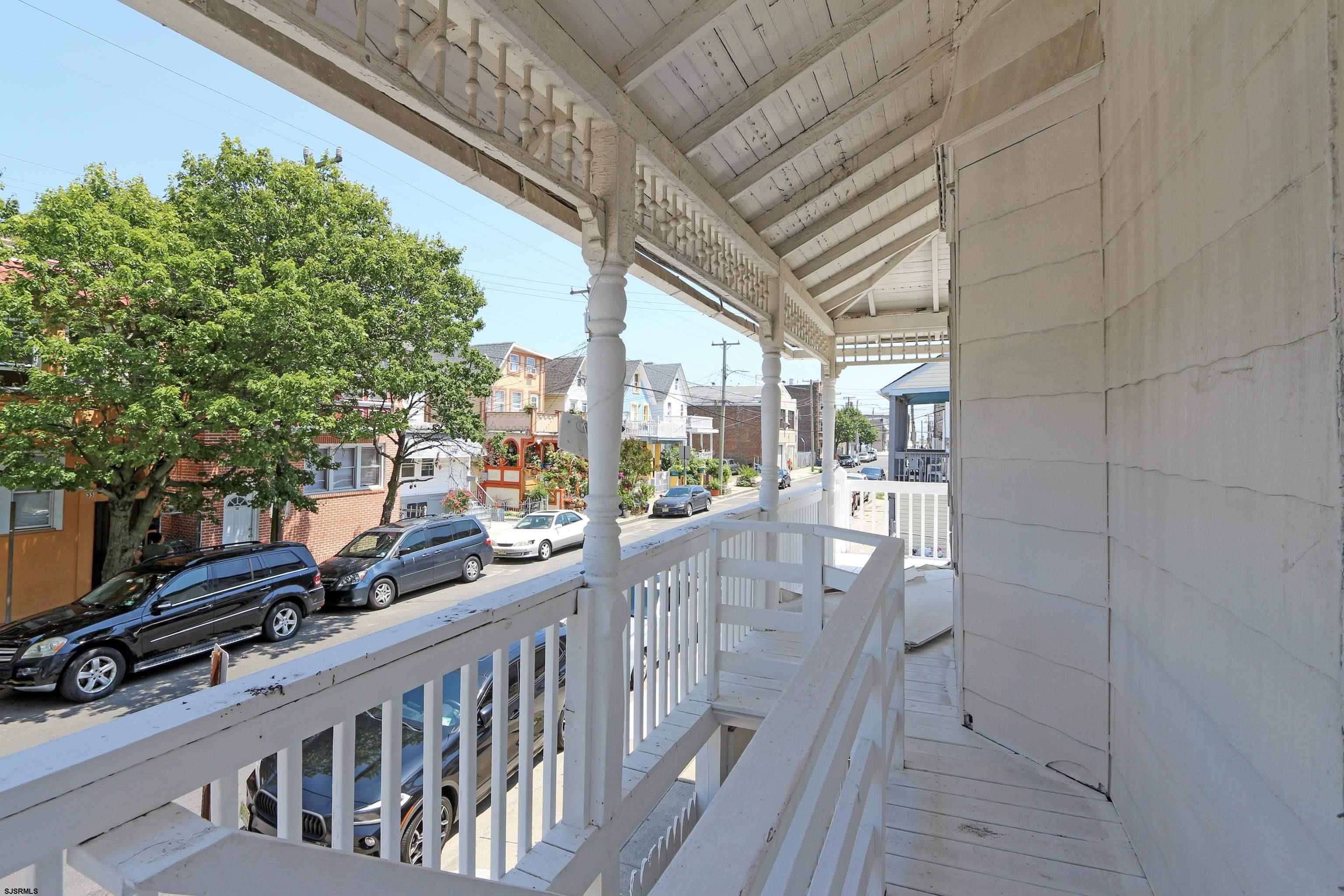 36 N Florida Ave