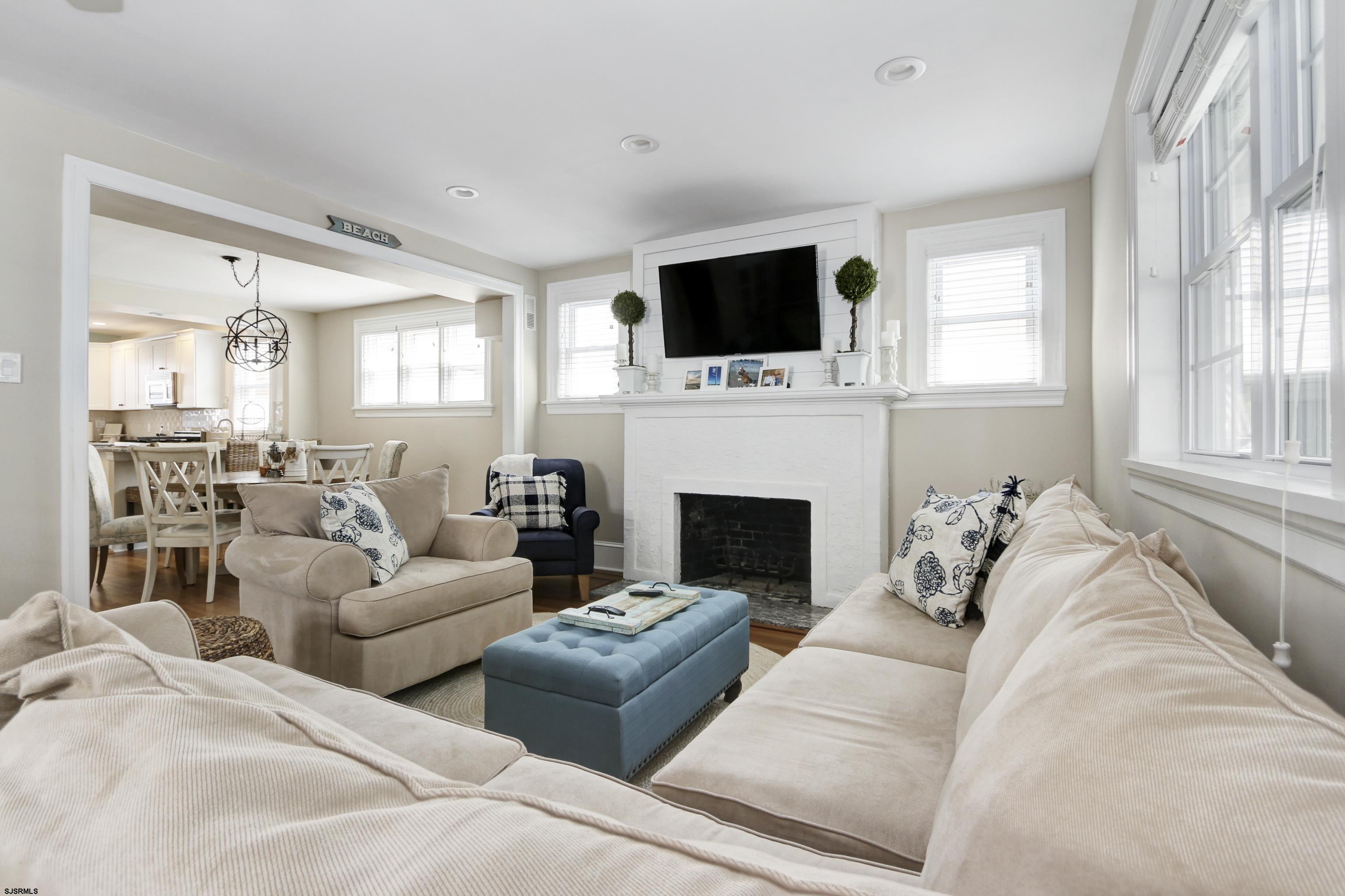 7 N Swarthmore Ave Ave