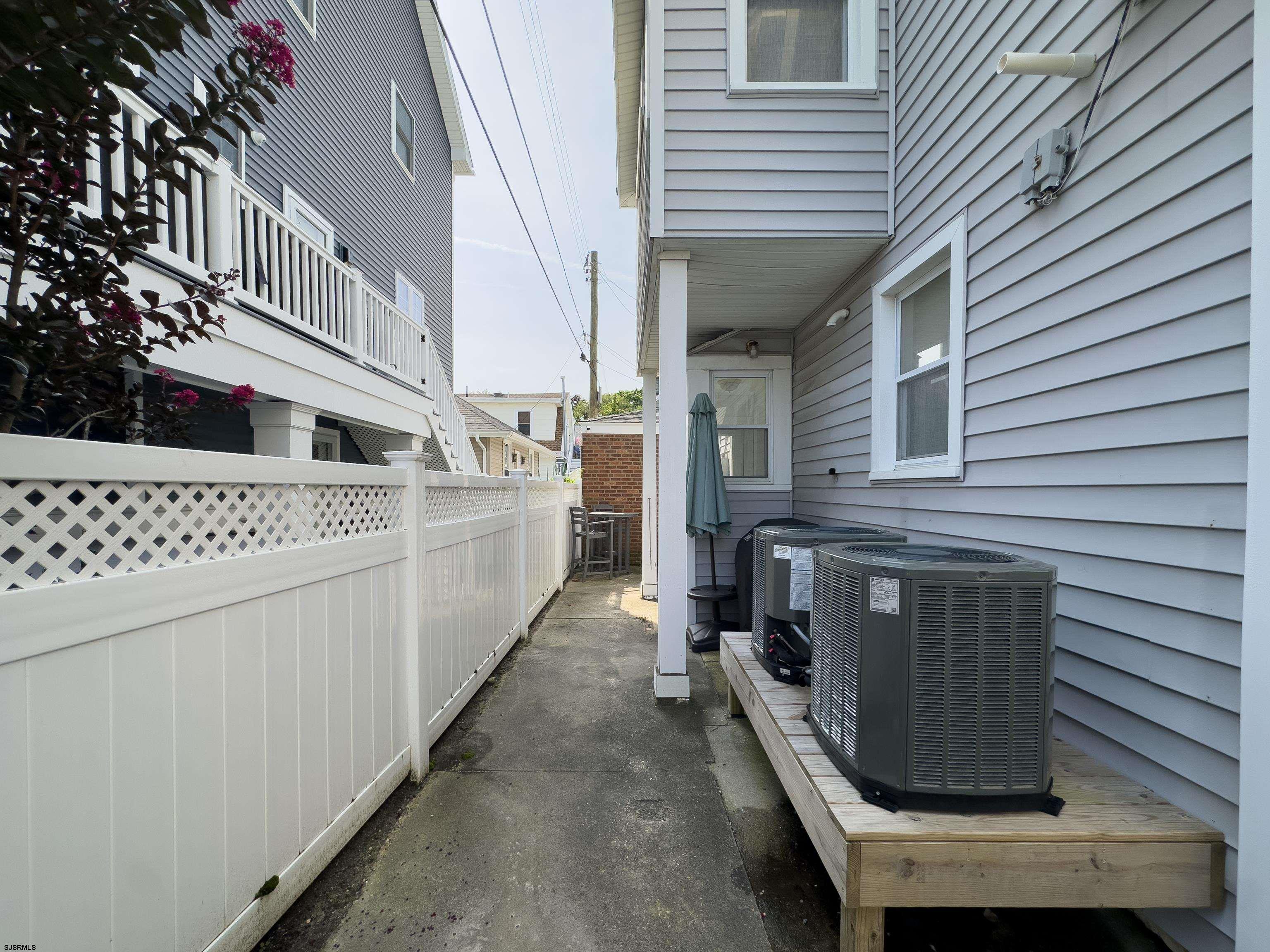 7 N Swarthmore Ave Ave