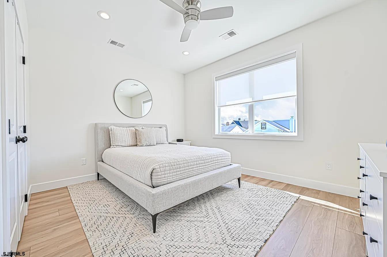 3 N Victoria Ave Unit: B