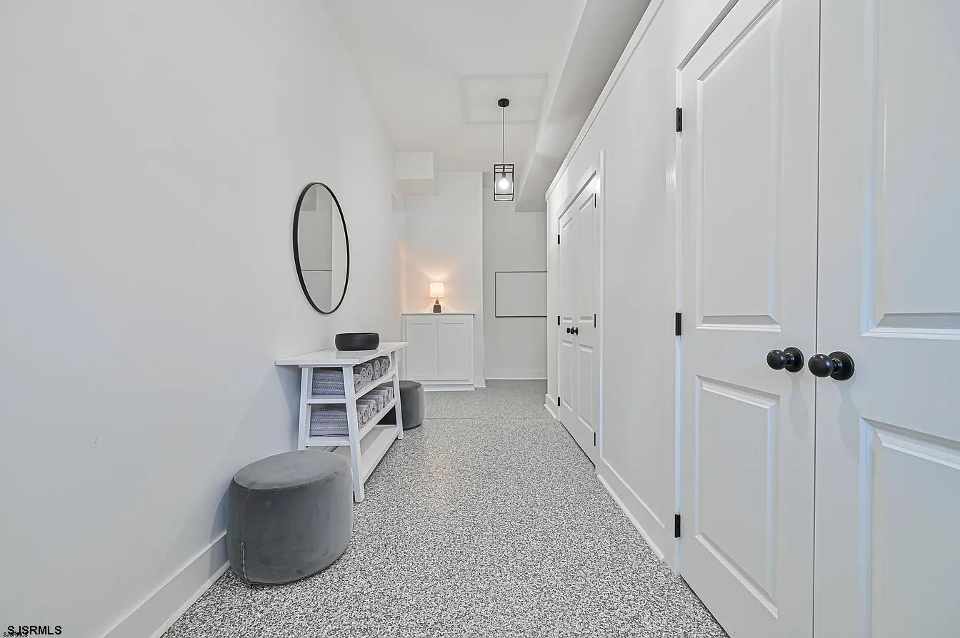 3 N Victoria Ave Unit: B