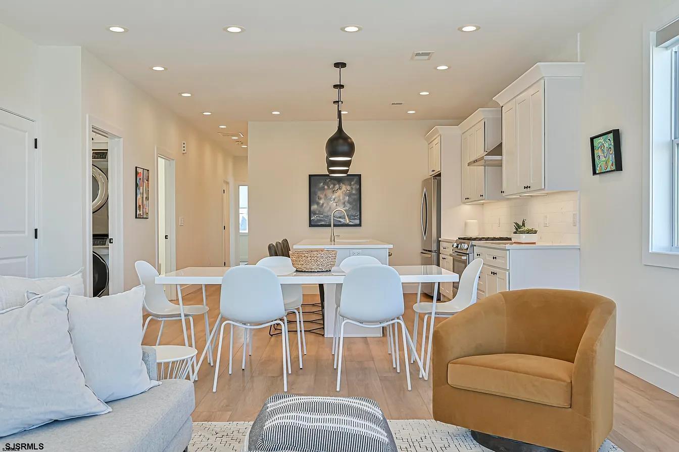 3 N Victoria Ave Unit: B