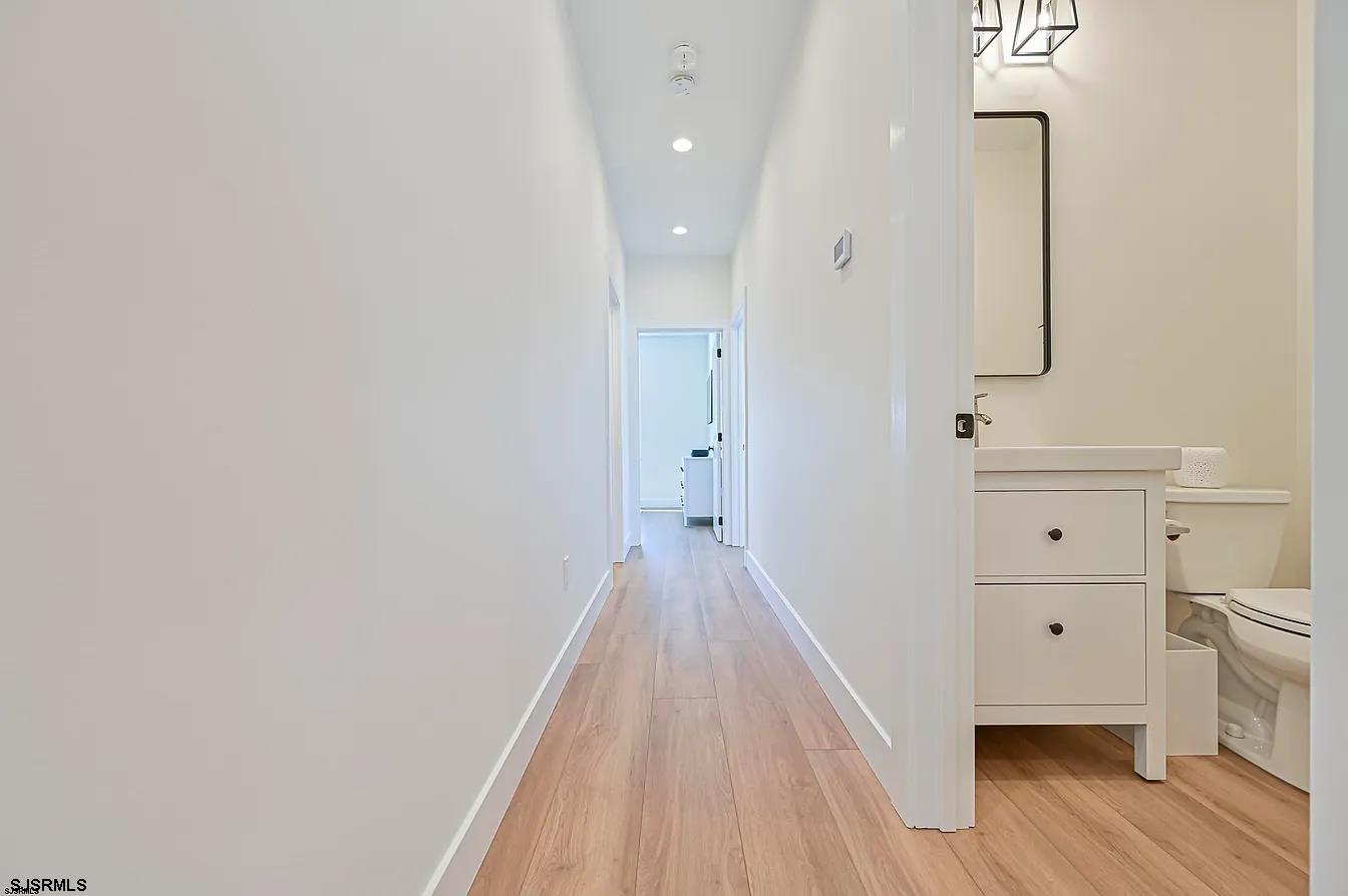 3 N Victoria Ave Unit: B