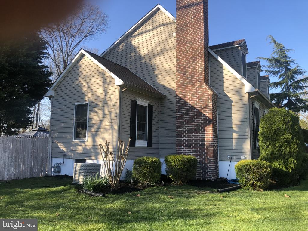 131 Laurel Ave