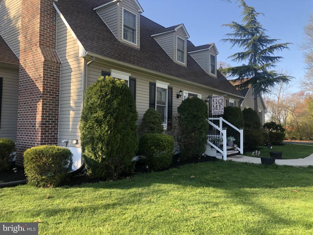 131 Laurel Ave