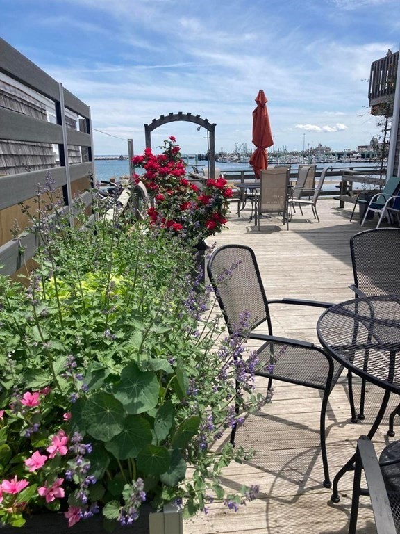 353 Commercial Unit: 19 & 20