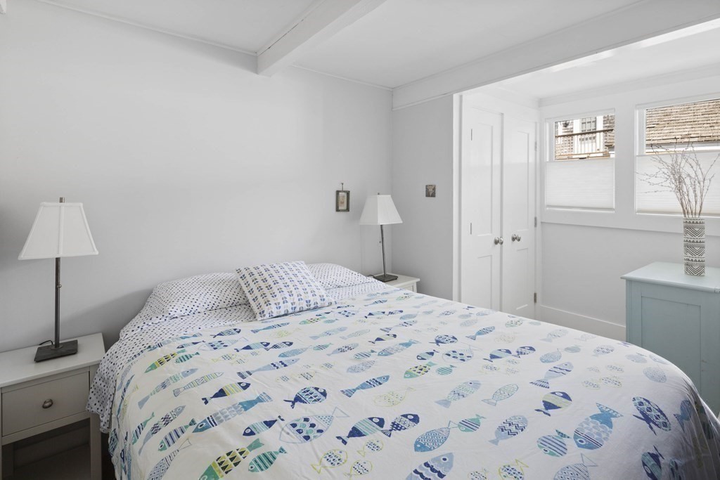 353 Commercial Unit: 19 & 20