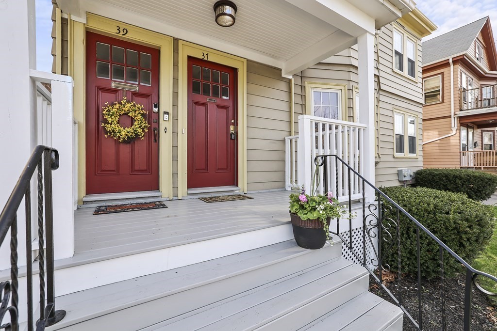 37 Gallivan Blvd Unit: 37