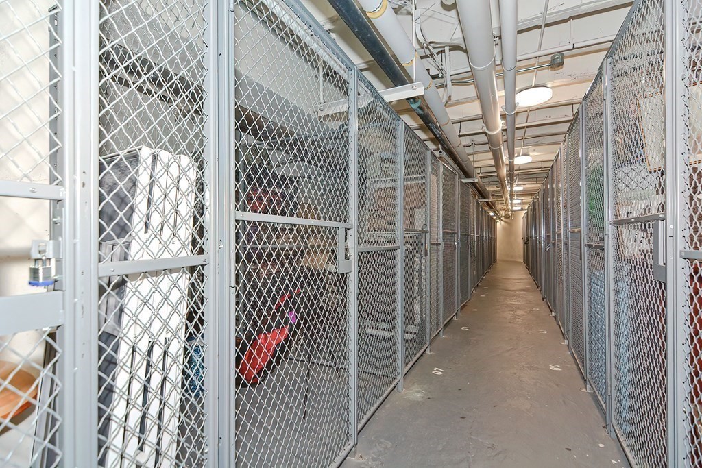 20 Chapel St Unit: B909