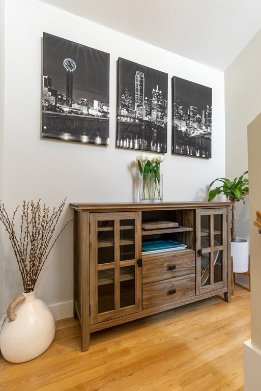 280 Gold St Unit: 4