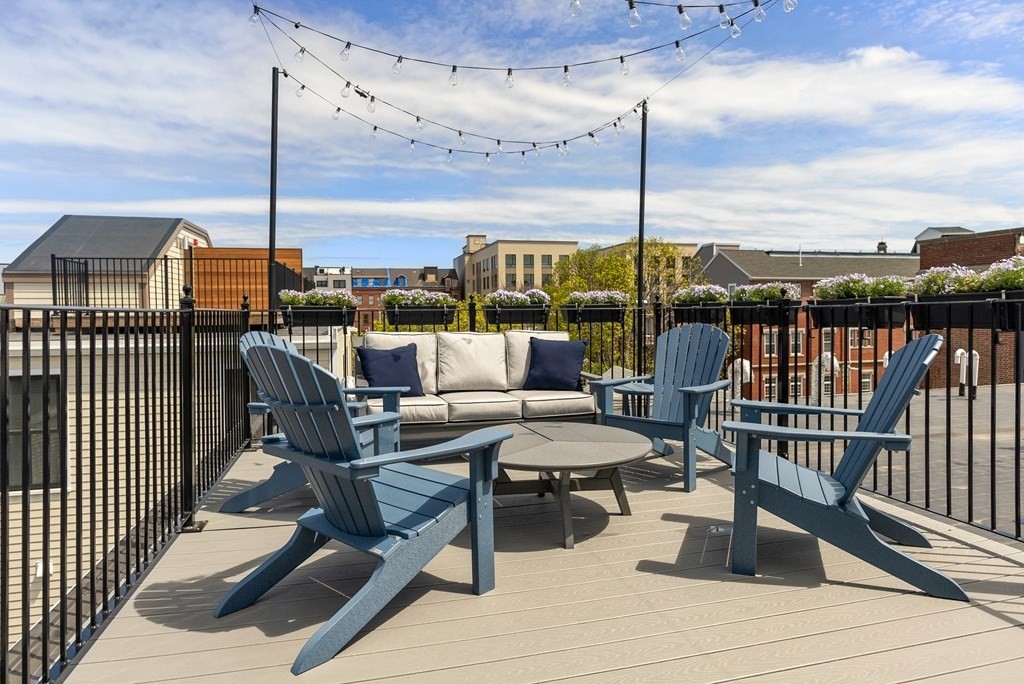 280 Gold St Unit: 4