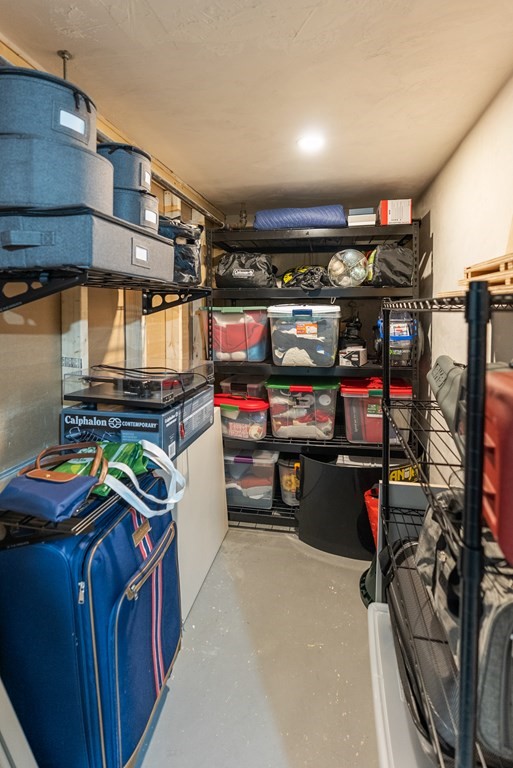 280 Gold St Unit: 4