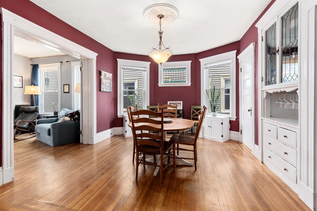 21 Thornley St Unit: 2