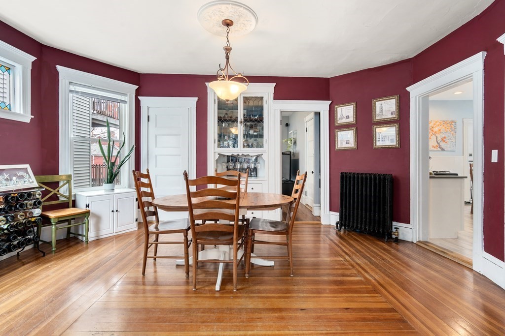 21 Thornley St Unit: 2