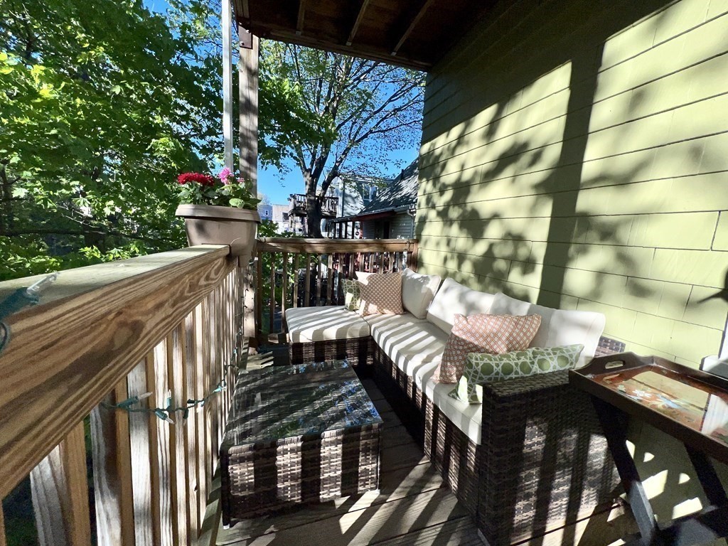 35 Washburn Ave Unit: 2