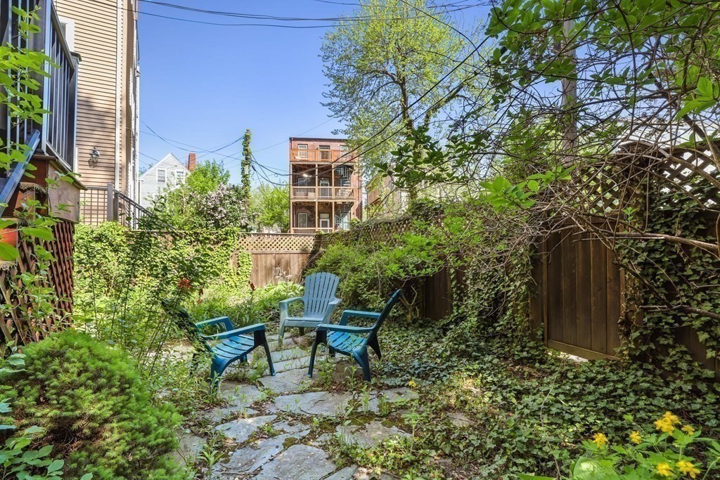 103 Rutherford Ave Unit: 1