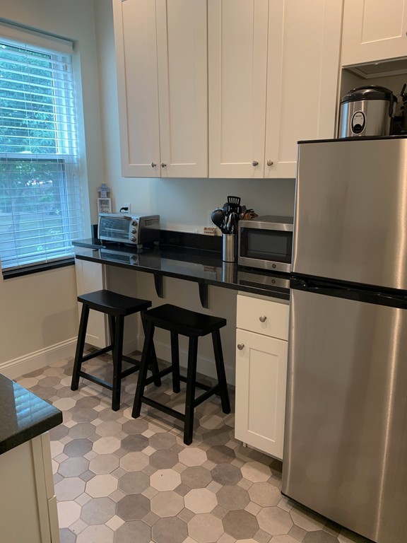 56 Charlesgate E Unit: 138