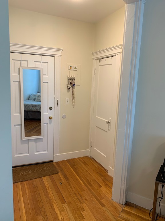 56 Charlesgate E Unit: 138