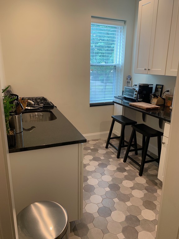 56 Charlesgate E Unit: 138