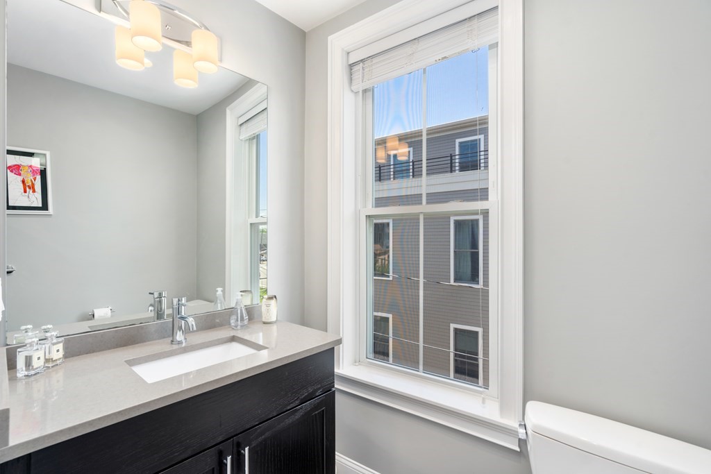 71 Willow Ct Unit: 5