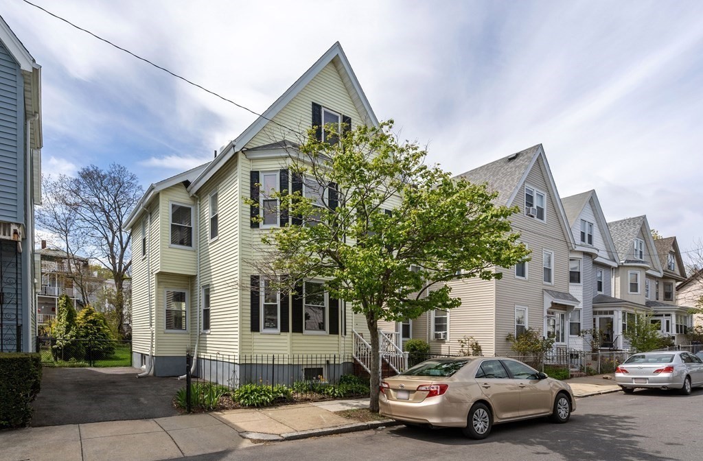 16 Treadway Road
