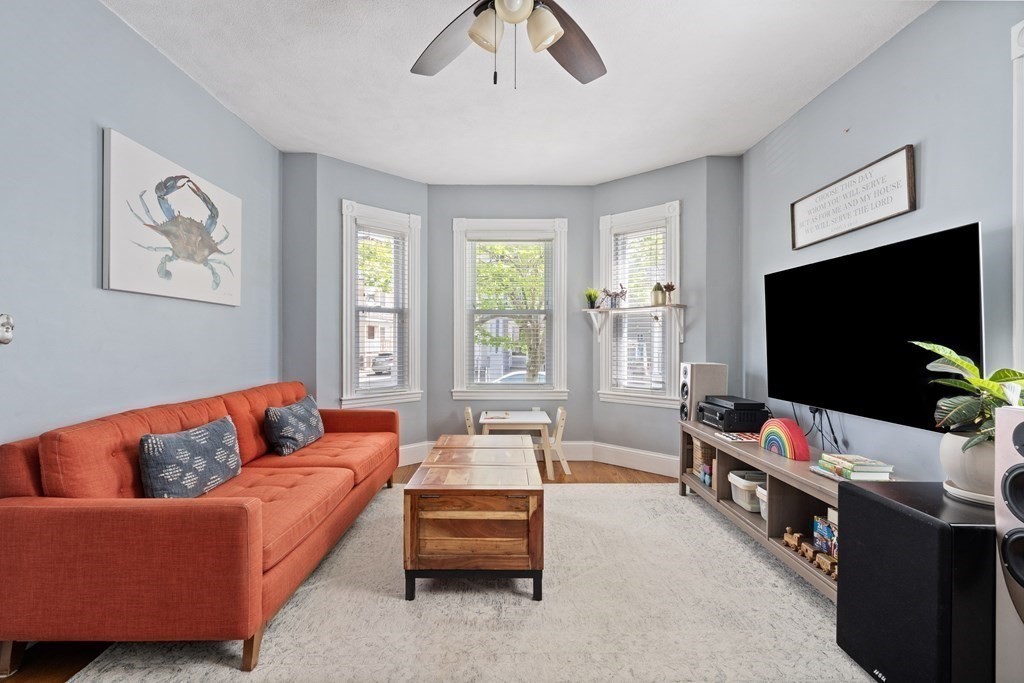 16 Treadway Road