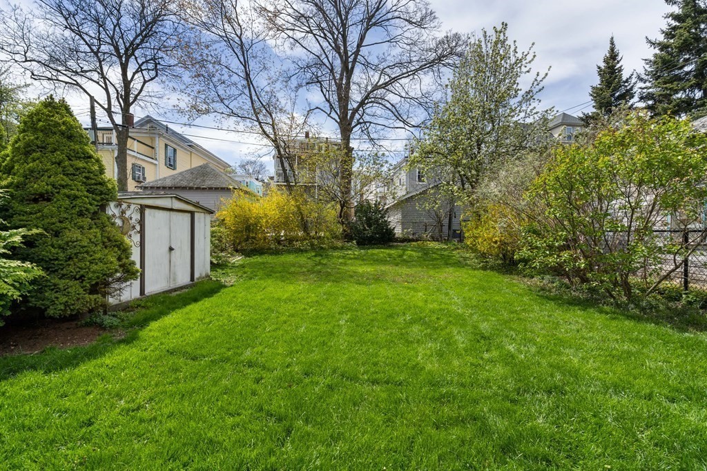 16 Treadway Road