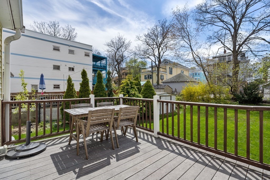 16 Treadway Road