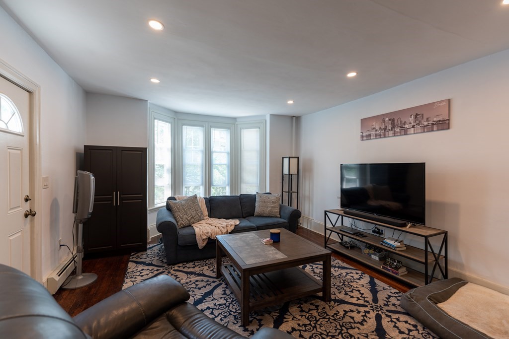 15 Downer Ave Unit: 1