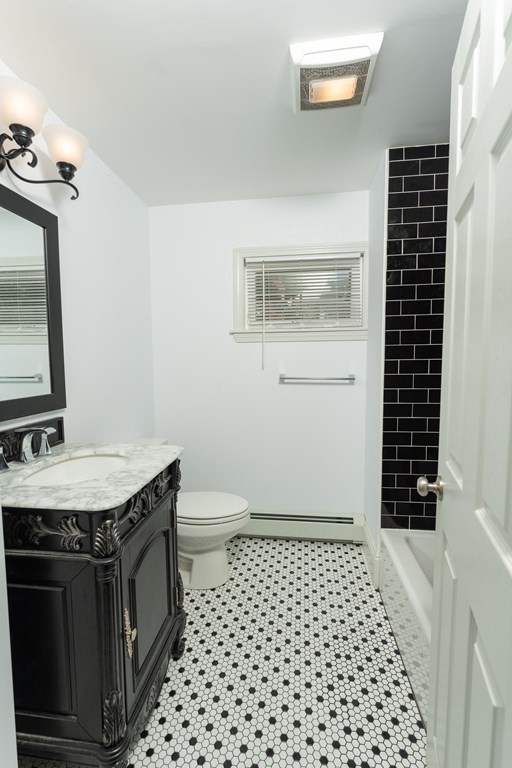 15 Downer Ave Unit: 1