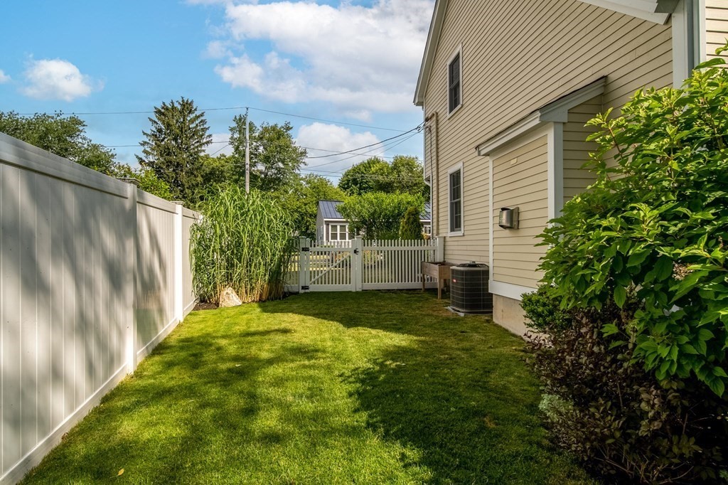 7 Hope Ave