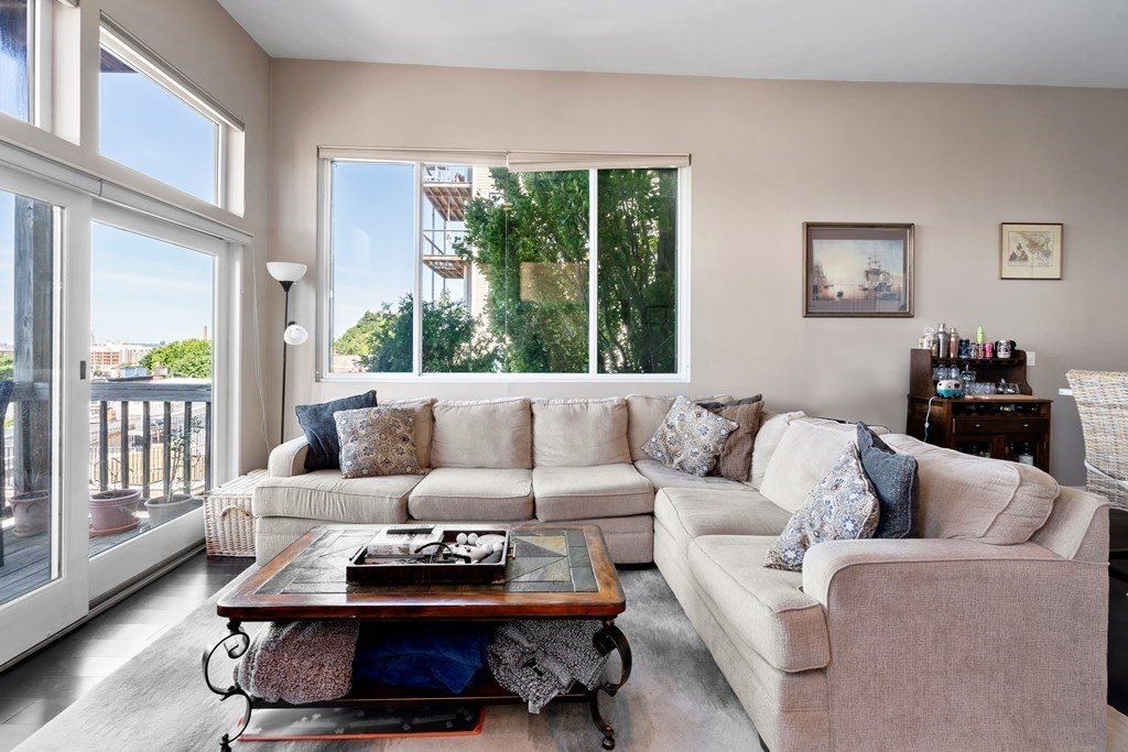 278 Bunker Hill Unit: 2