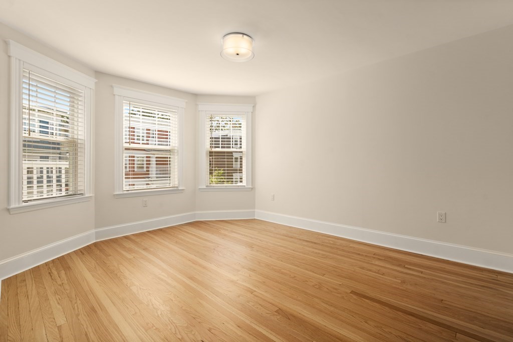 15 Thelma Rd. Unit: 3