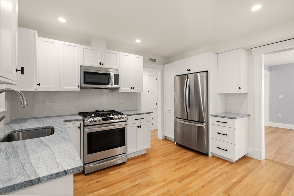 15 Thelma Rd. Unit: 3