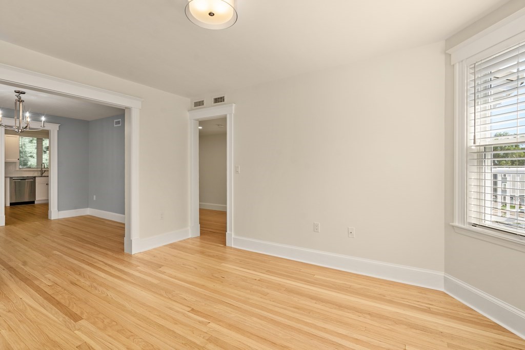 15 Thelma Rd. Unit: 3