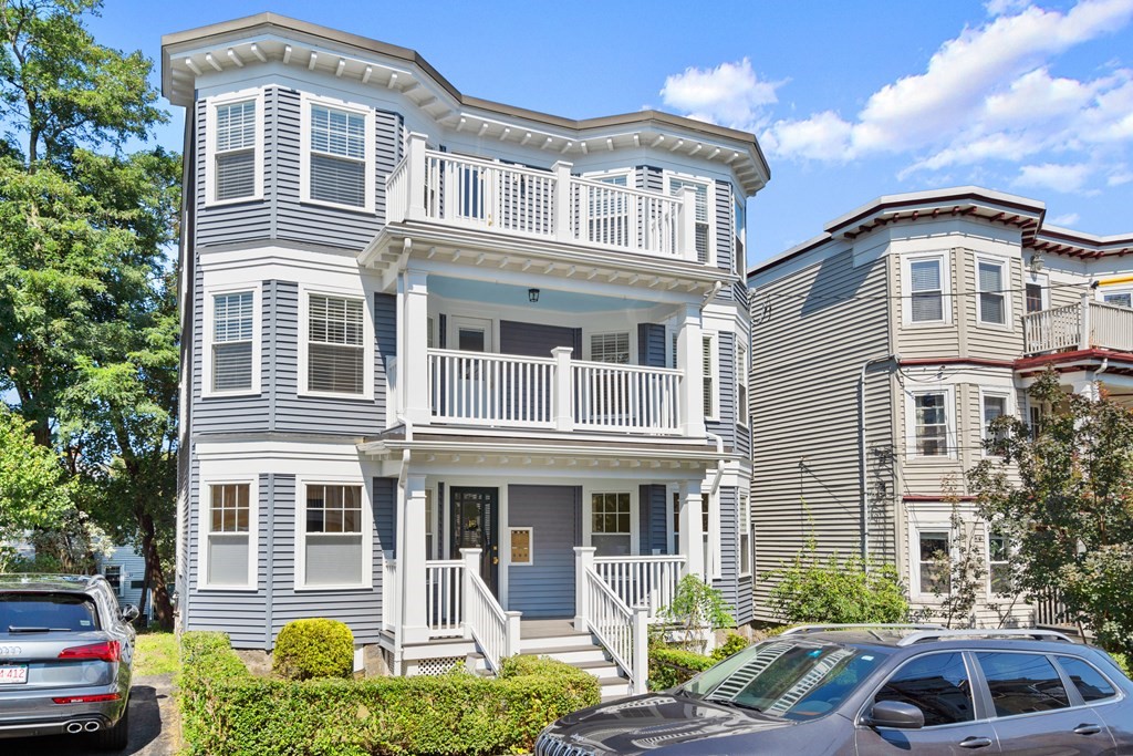 15 Thelma Rd. Unit: 3