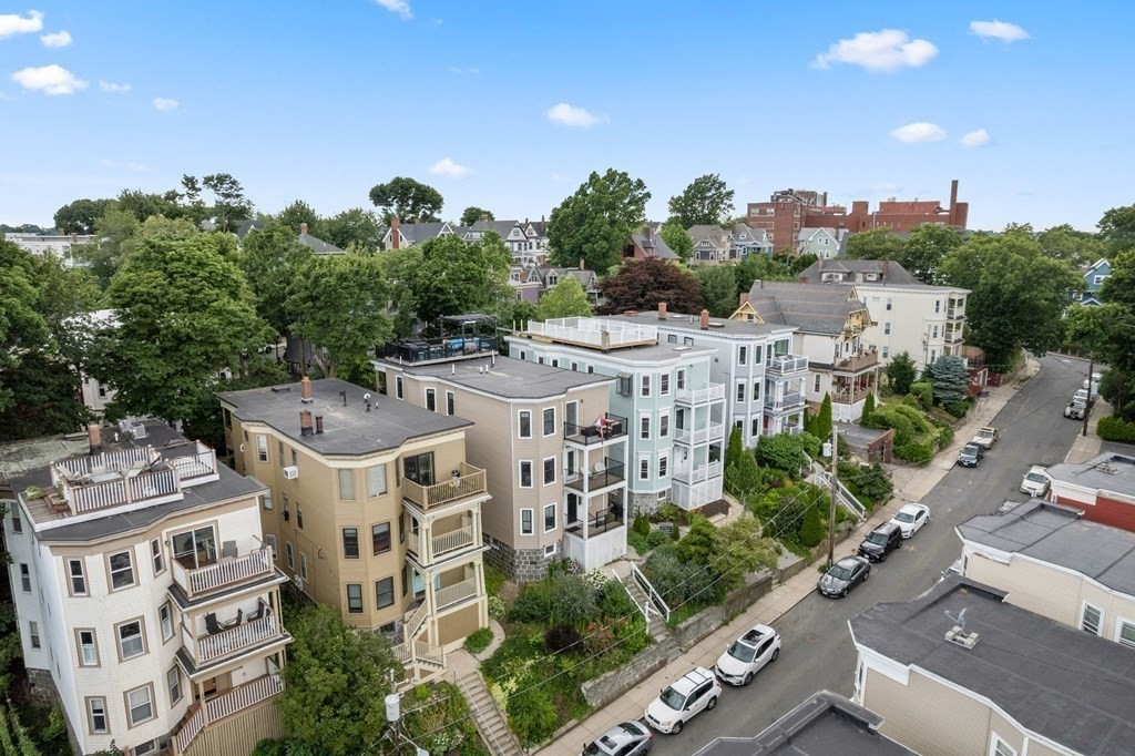 21 Peverell St Unit: 2