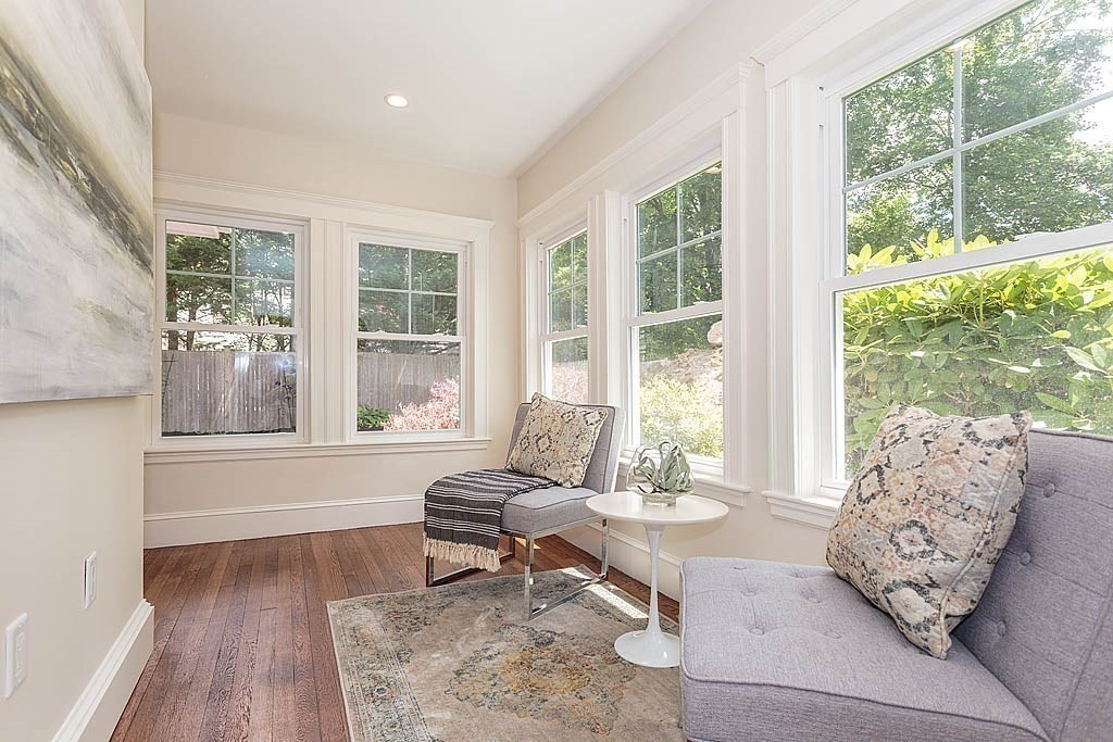 5 Meredith Cir