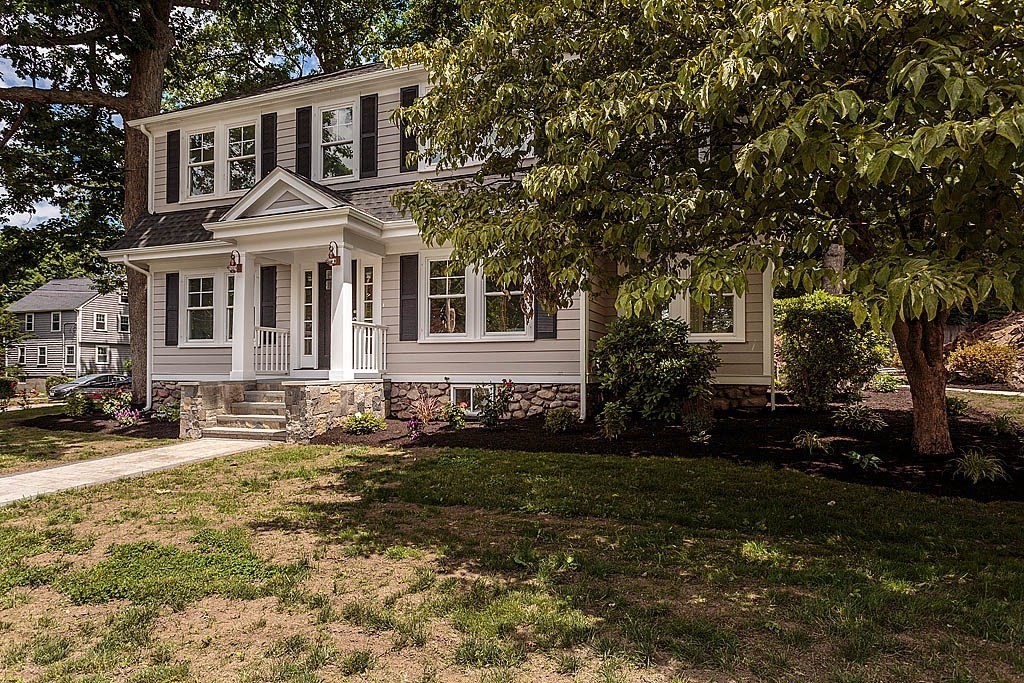 5 Meredith Cir