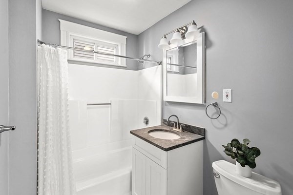 130 Wrentham St Unit: 2