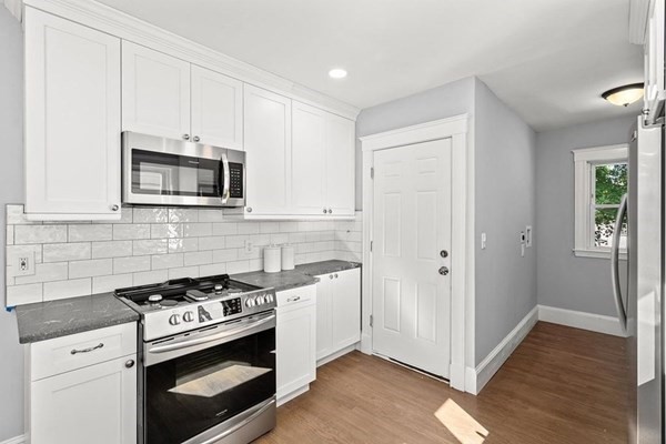 130 Wrentham St Unit: 2