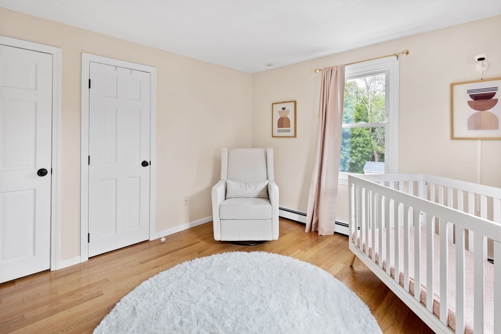 32 Hall Pl