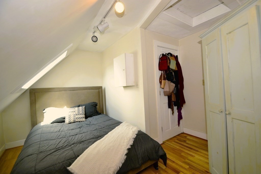 41 Marion Street Unit: 3