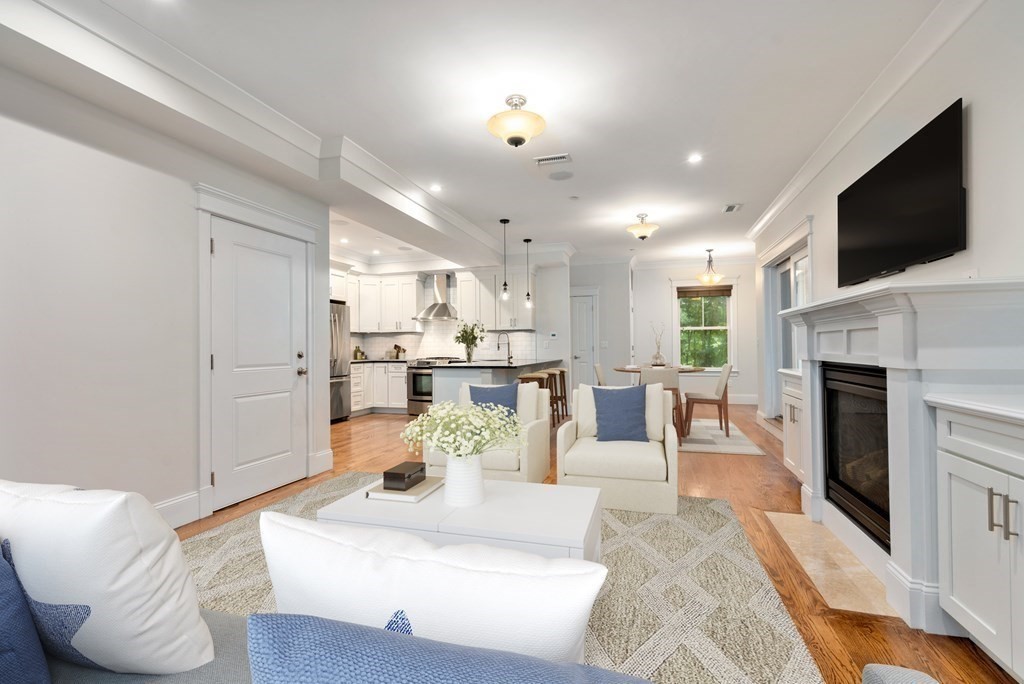 8 Sea View Ter Unit: #2