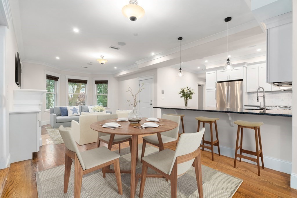 8 Sea View Ter Unit: #2