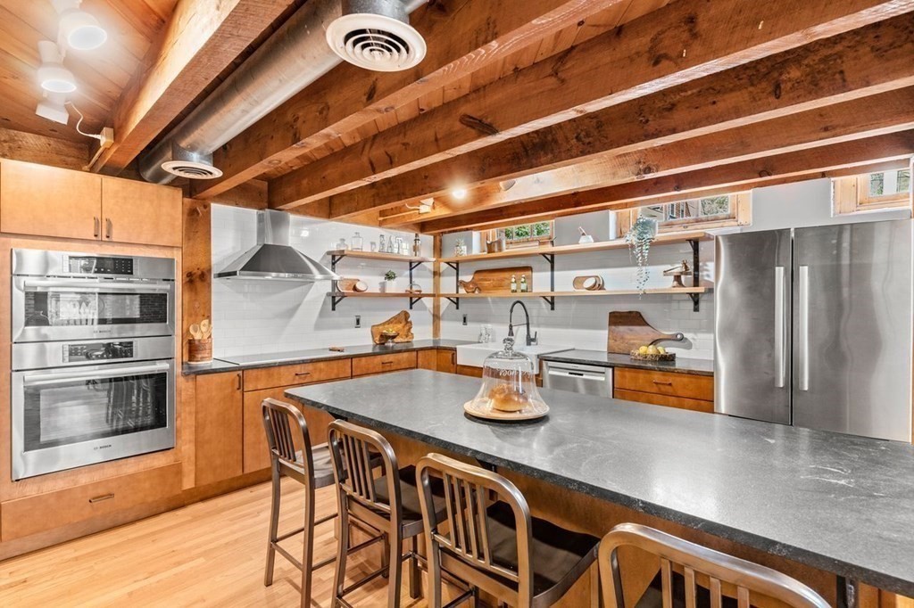 28 Seaverns Avenue Unit: 12