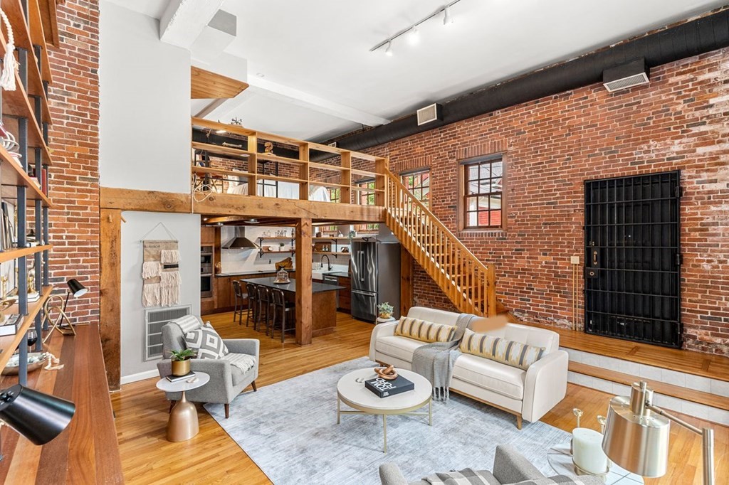 28 Seaverns Avenue Unit: 12