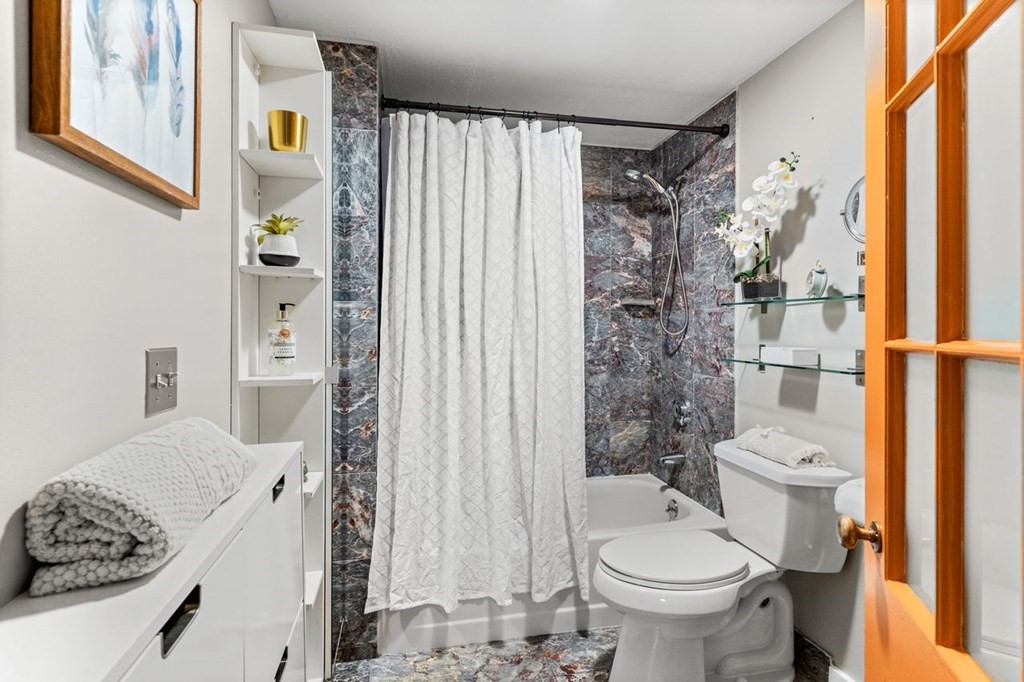 28 Seaverns Avenue Unit: 12